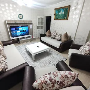 apt-central-location-10-minutes-from-istanbul-airport.istanbul-turkeyhotels.com/