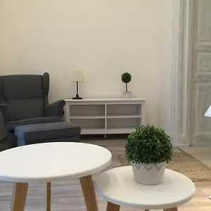 Shabby Chic | Apartment