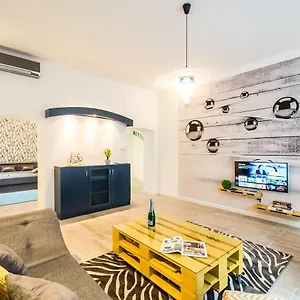 Bpr Carpediem Dream Apartment